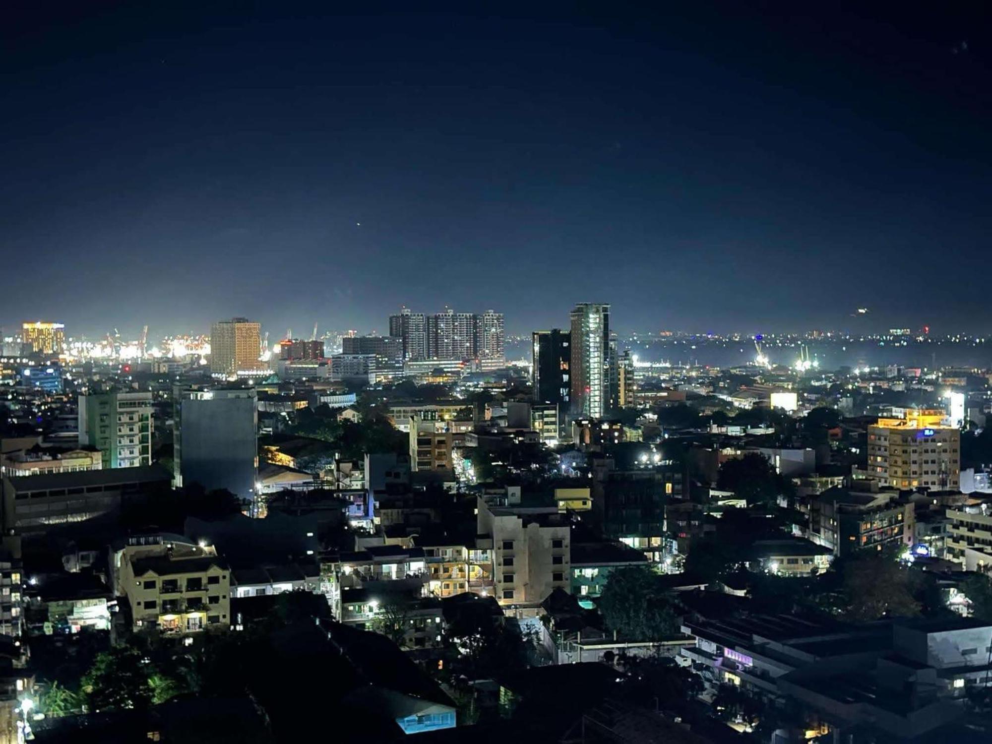 Aparthotel 2 Bed Luxe With Netflix And Pool, 10 Min Walk To Fuente - The Heart Of Cebu